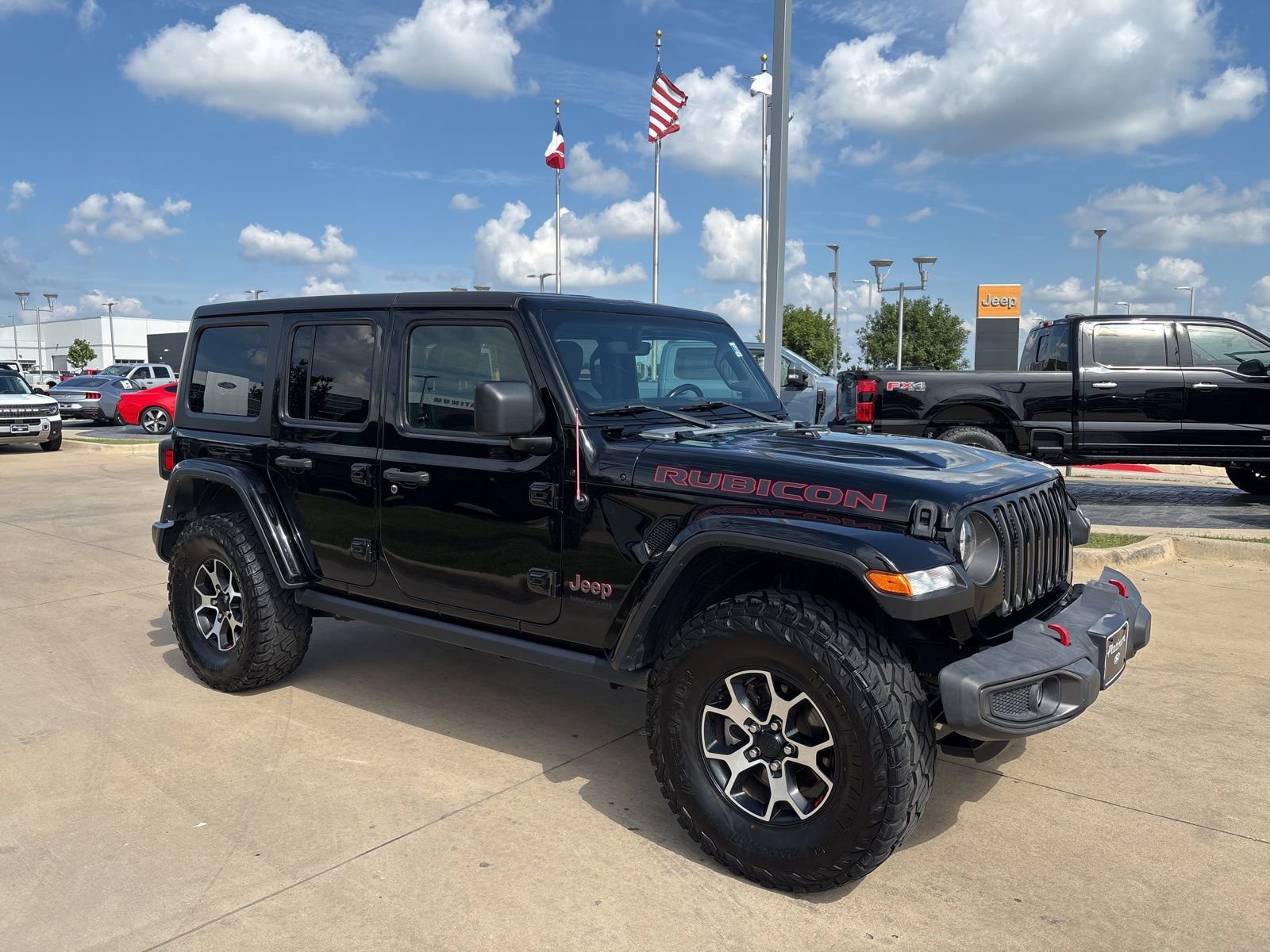 Used 2022 Jeep Wrangler Unlimited Rubicon w/ Cold Weather Group AWD/4WD image 8