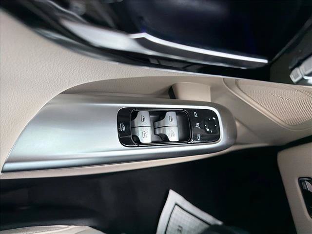 New 2026 Mercedes-Benz C 300 4MATIC Sedan image 9