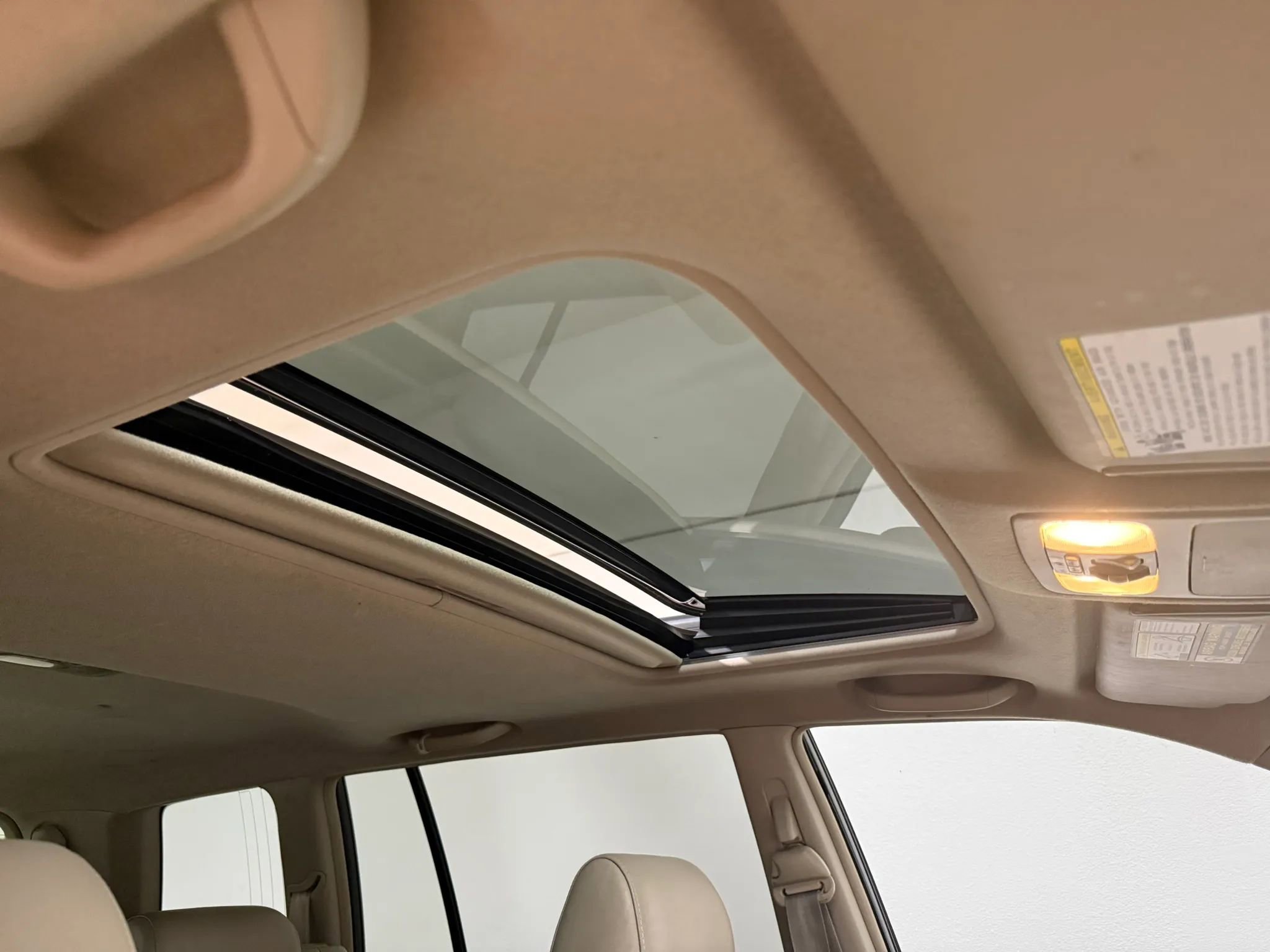 Used 2004 Toyota Highlander 4WD V6 image 27