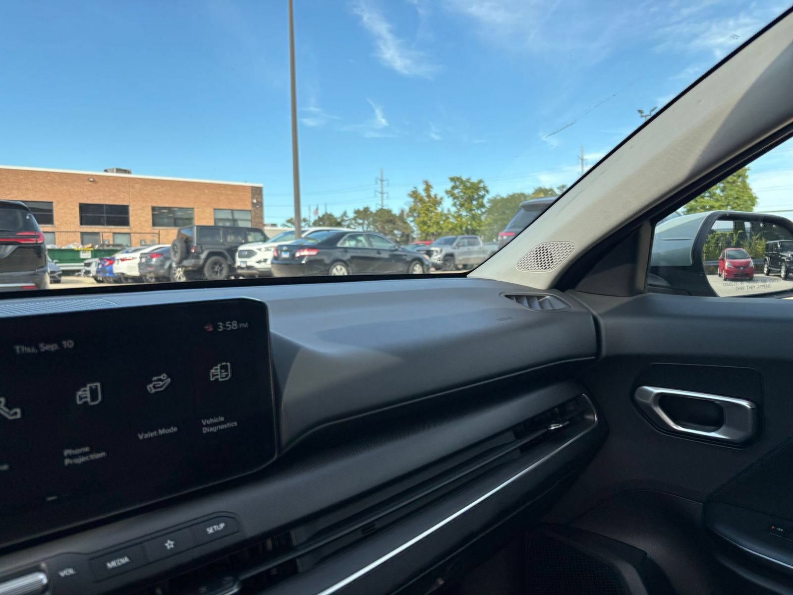 Used 2026 Kia K4 FWD image 32
