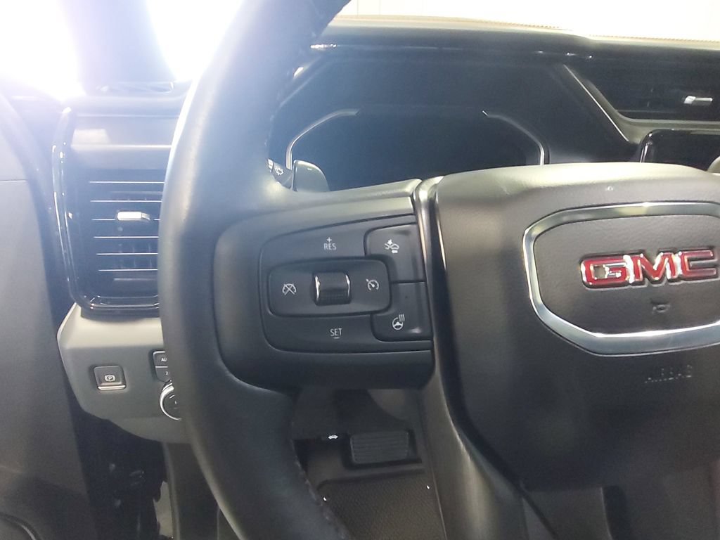 Used 2022 GMC Sierra 1500 AT4 w/ AT4 Premium Package AWD/4WD image 16