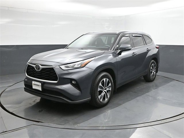Used 2020 Toyota Highlander XLE