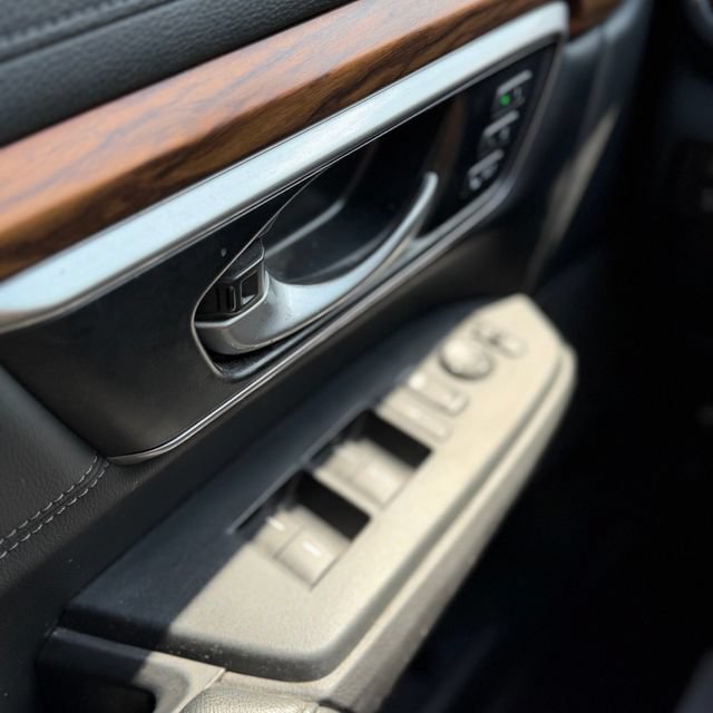 Used 2022 Honda CR-V EX-L image 16