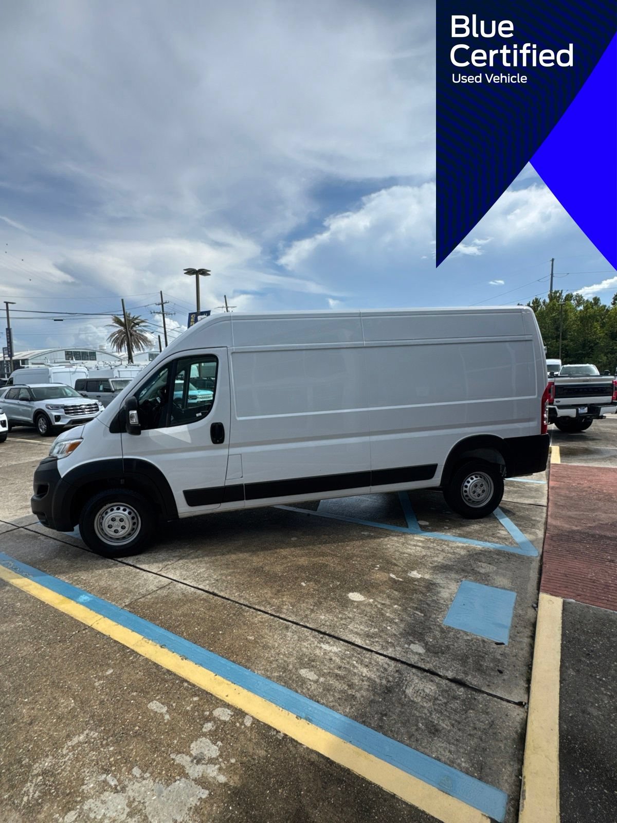 Used 2026 RAM ProMaster 2500 w/ Convenience Group FWD image 8