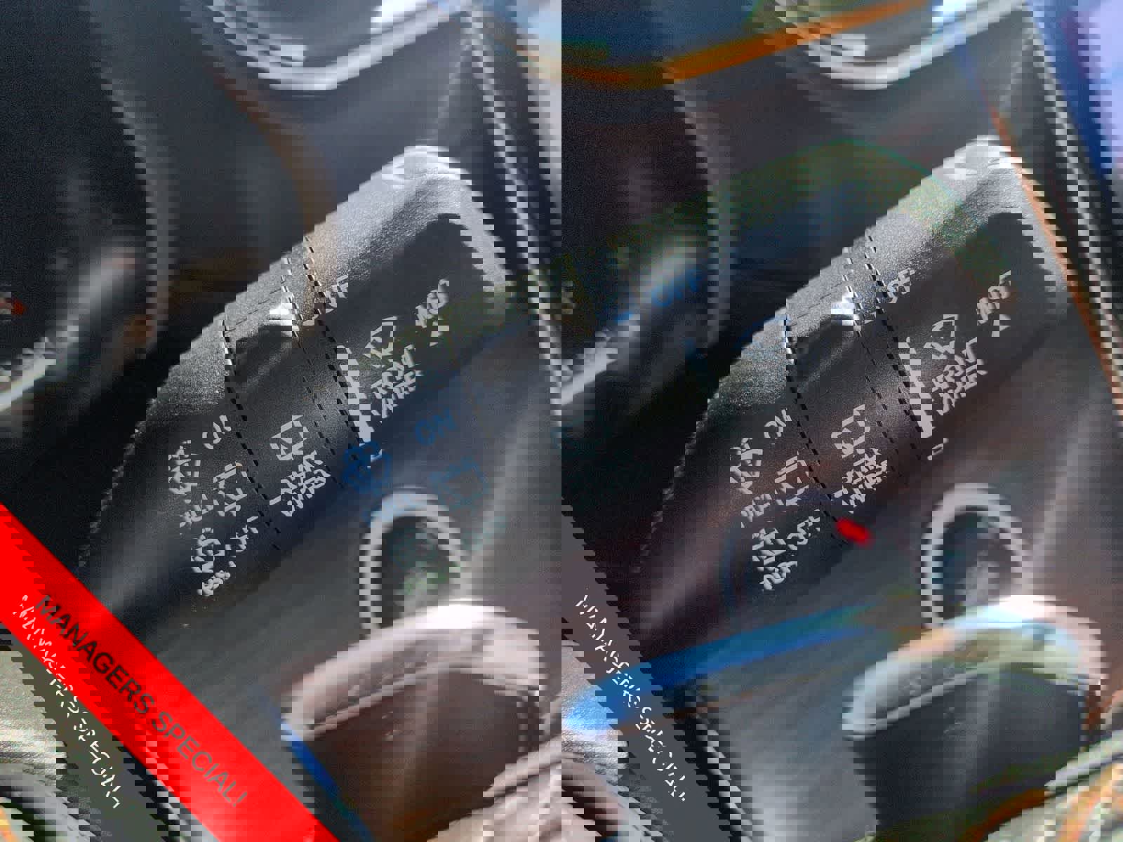 New 2025 Jeep Grand Cherokee Summit w/ Obsidian Package image 25