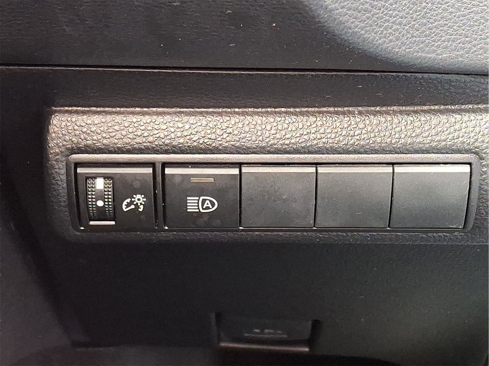 Used 2022 Toyota Corolla SE image 23