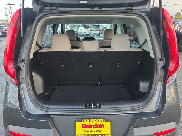 Used 2022 Kia Soul LX image 13