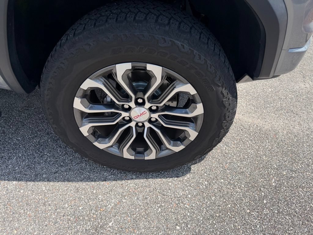 Used 2023 GMC Canyon Denali AWD/4WD image 4