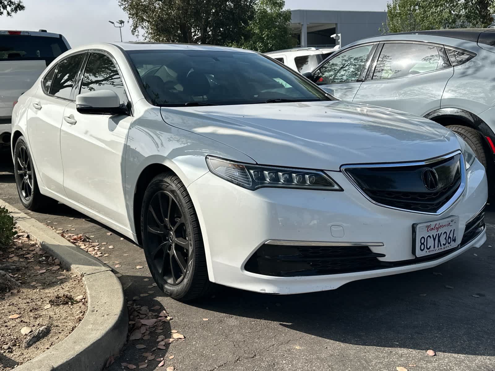 Used 2017 Acura TLX V6 FWD image 3