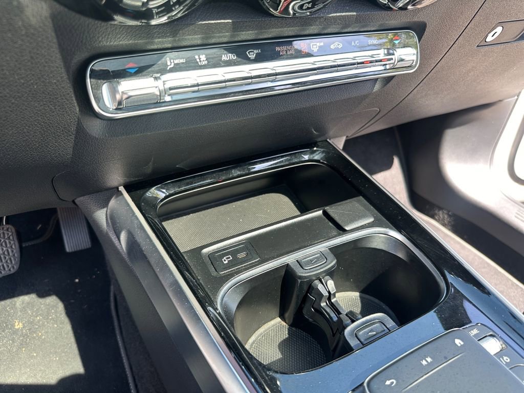 Used 2023 Mercedes-Benz GLB 250 4MATIC image 21