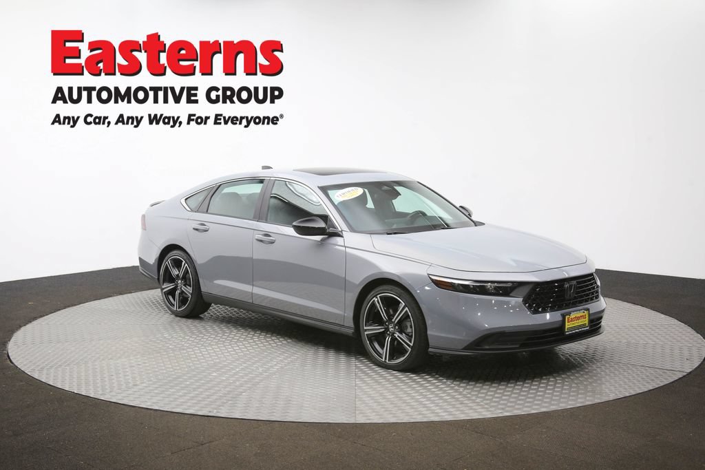 Used 2025 Honda Accord Sport image 46