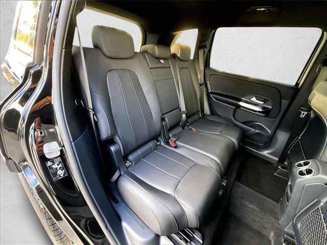 Used 2025 Mercedes-Benz GLB 250 image 29