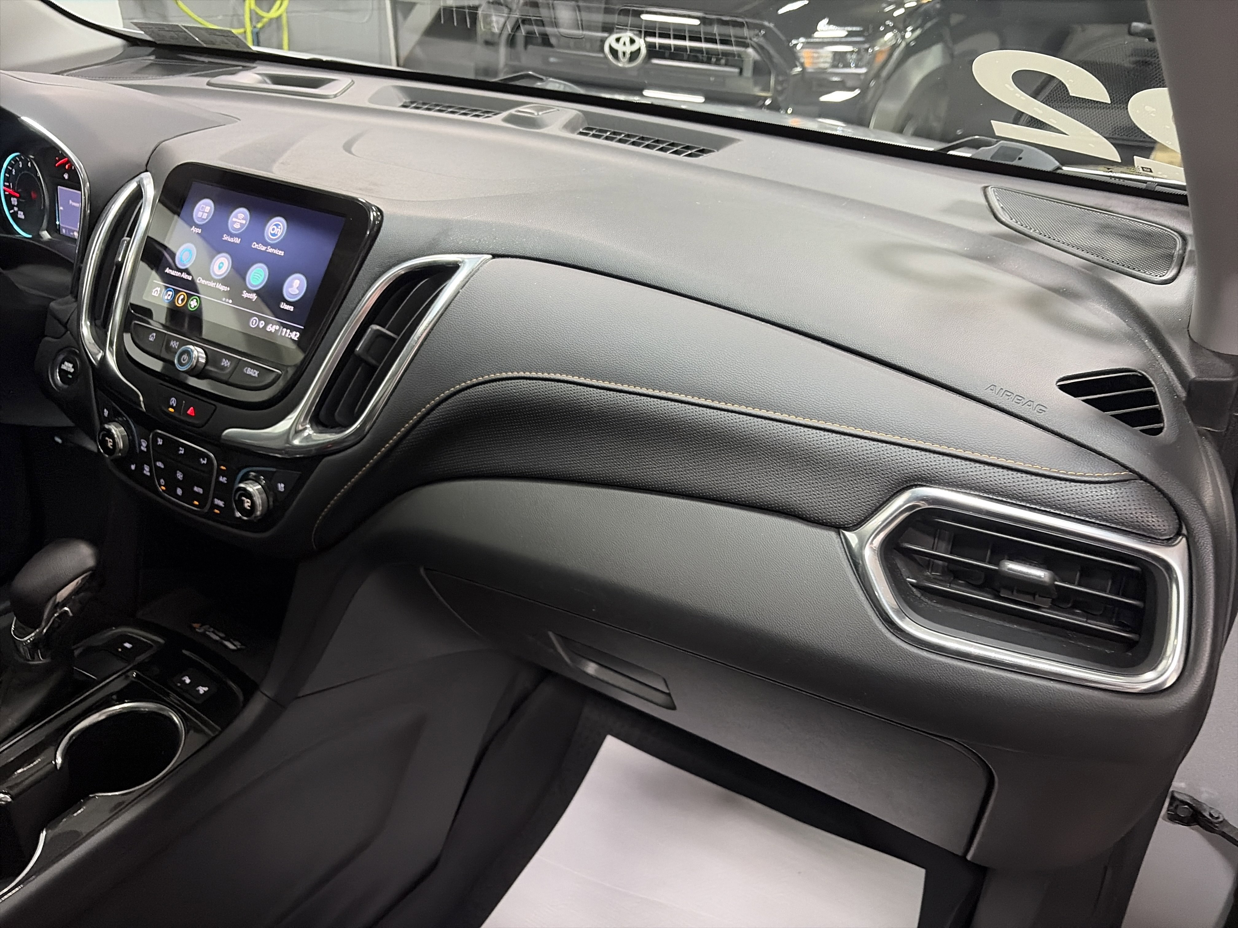 Used 2022 Chevrolet Equinox Premier AWD/4WD image 35