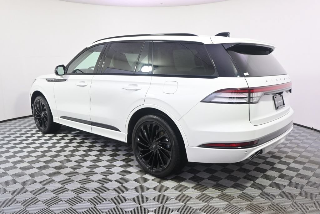 New 2026 Lincoln Aviator Reserve AWD/4WD image 3