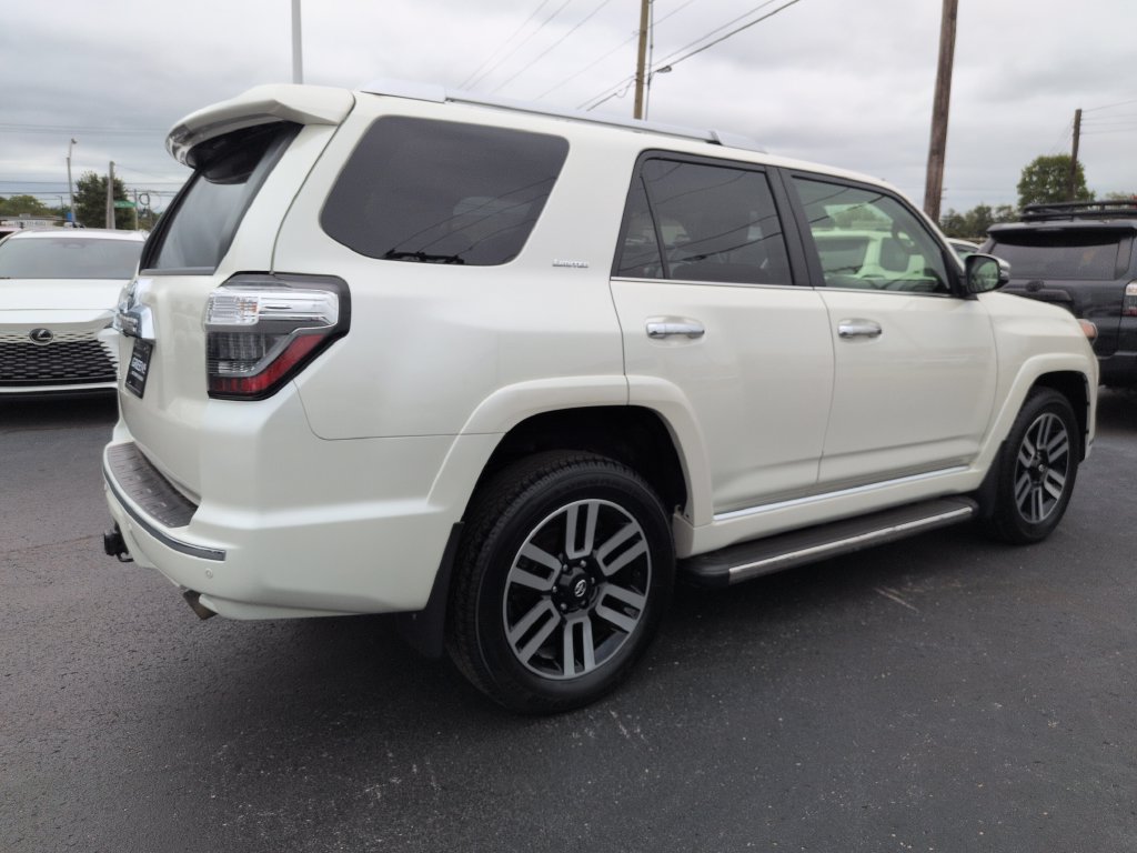 Used 2022 Toyota 4Runner Limited AWD/4WD image 5