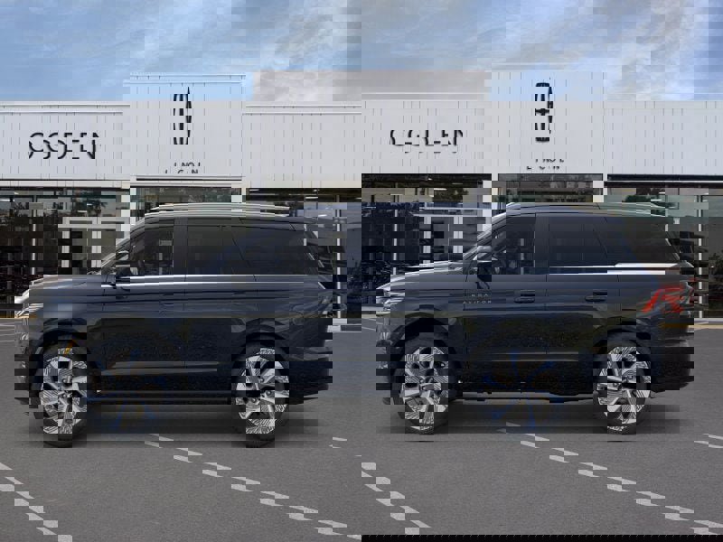 New 2026 Lincoln Navigator Black Label image 3