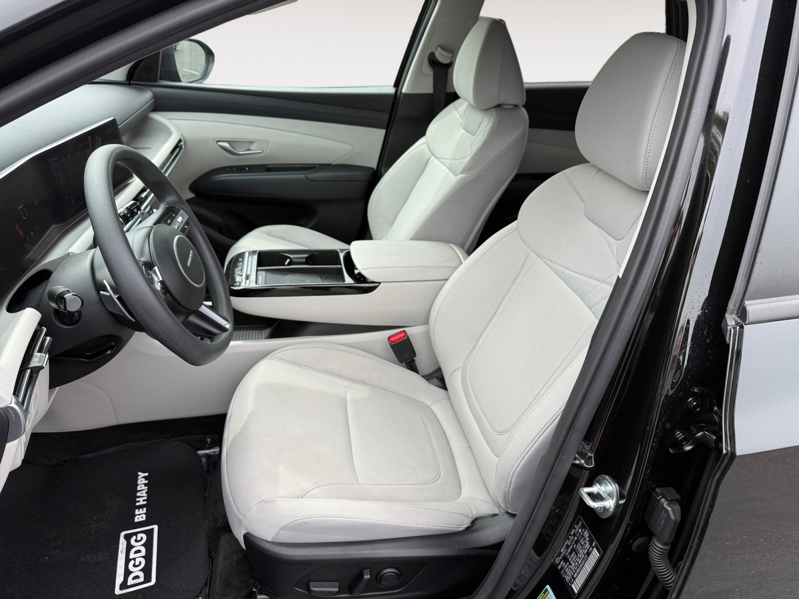 Certified 2025 Hyundai Tucson SEL image 10