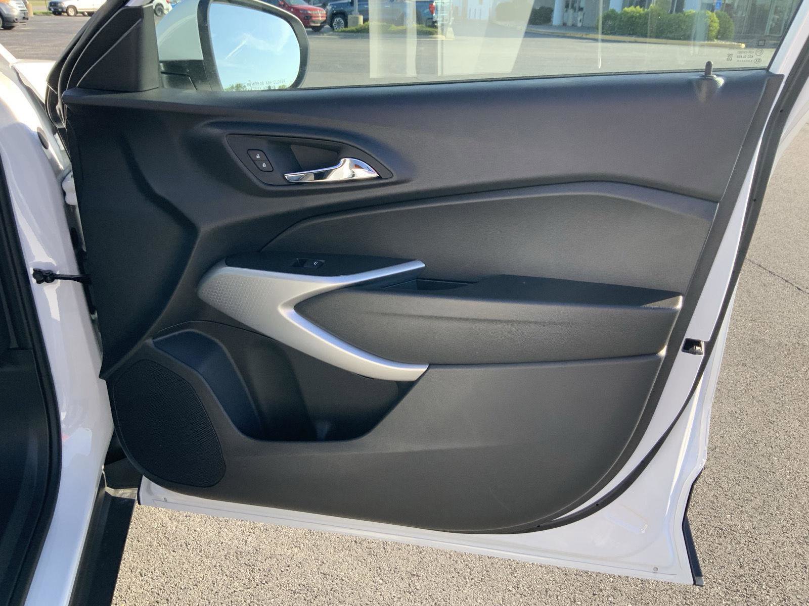 New 2026 Chevrolet Trax LS w/ LS Convenience Package FWD image 50