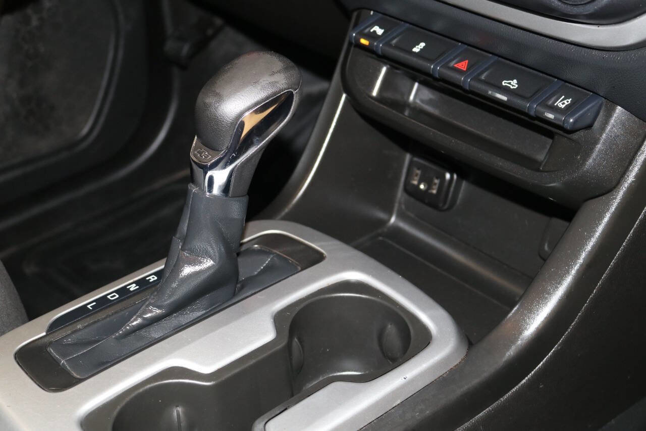 Used 2022 Chevrolet Colorado LT w/ Fleet Safety Package image 41