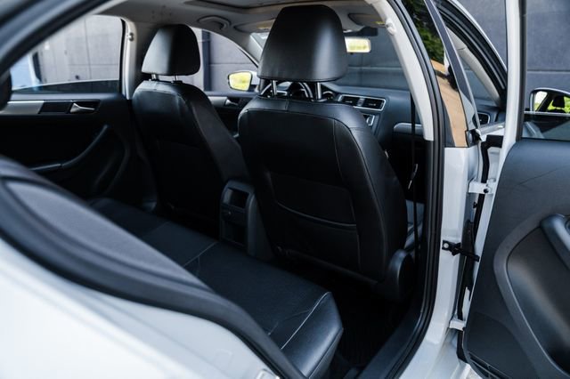 Used 2017 Volkswagen Jetta SE image 77