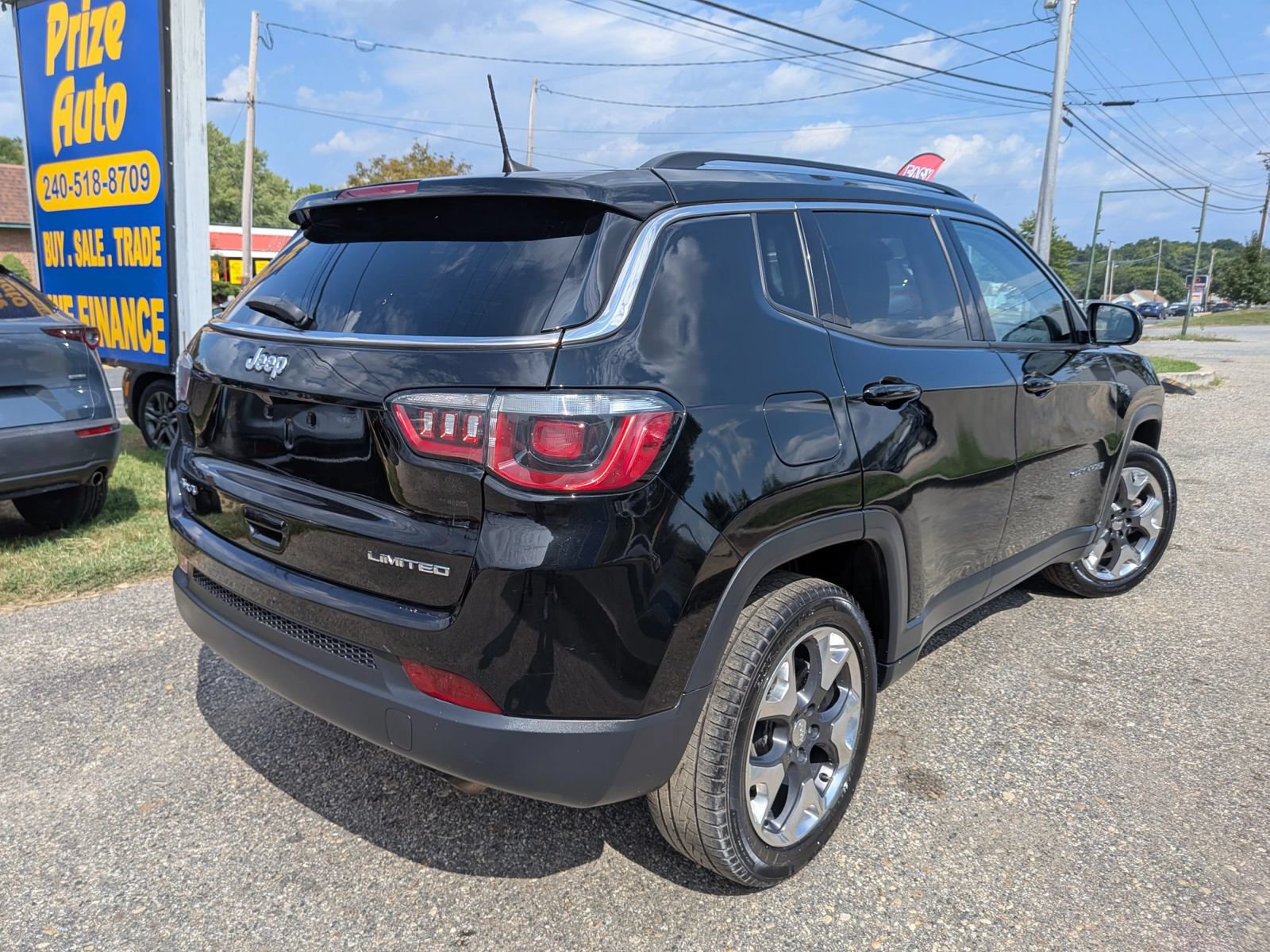 Used 2019 Jeep Compass Limited AWD/4WD image 6
