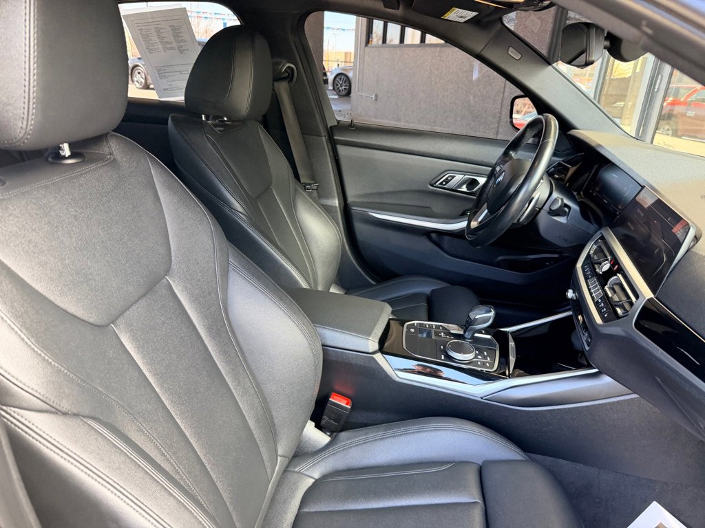 Used 2019 BMW 330i Sedan w/ Convenience Package image 13