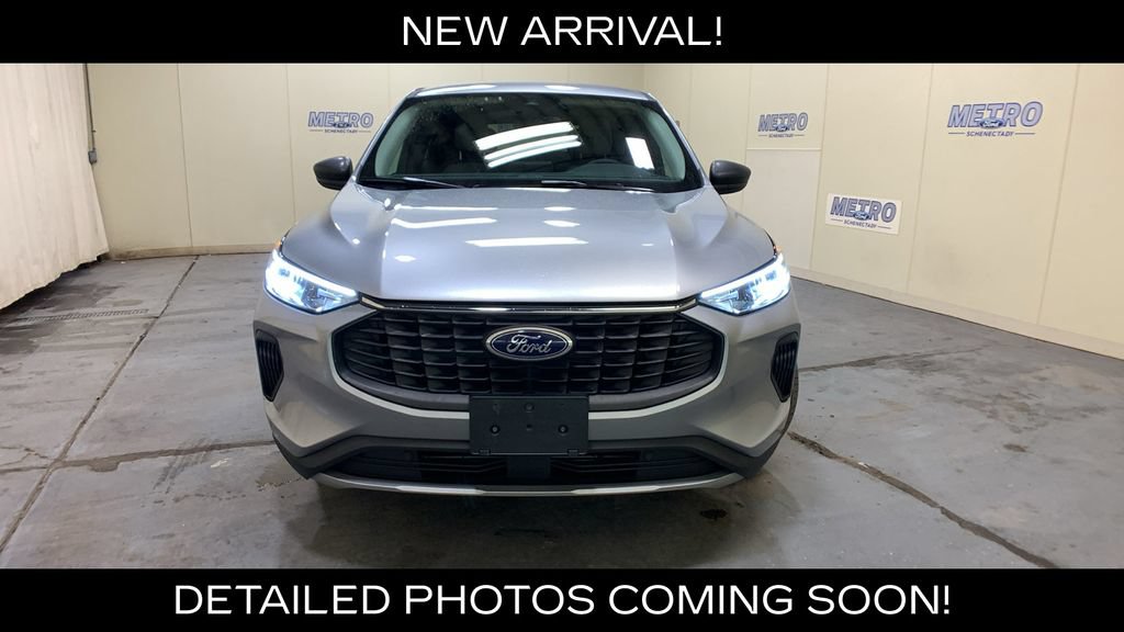 Used 2023 Ford Escape Active AWD/4WD image 8