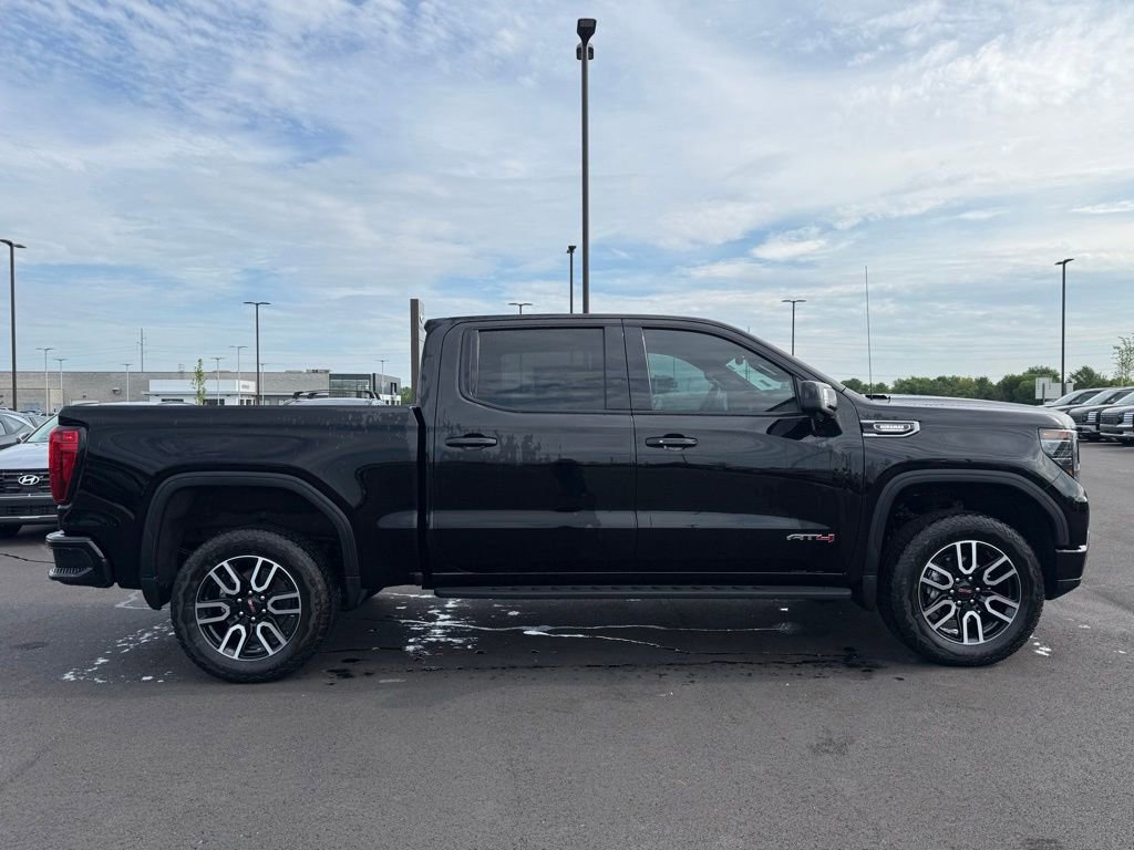 Used 2026 GMC Sierra 1500 AT4 w/ AT4 Premium Package AWD/4WD image 4