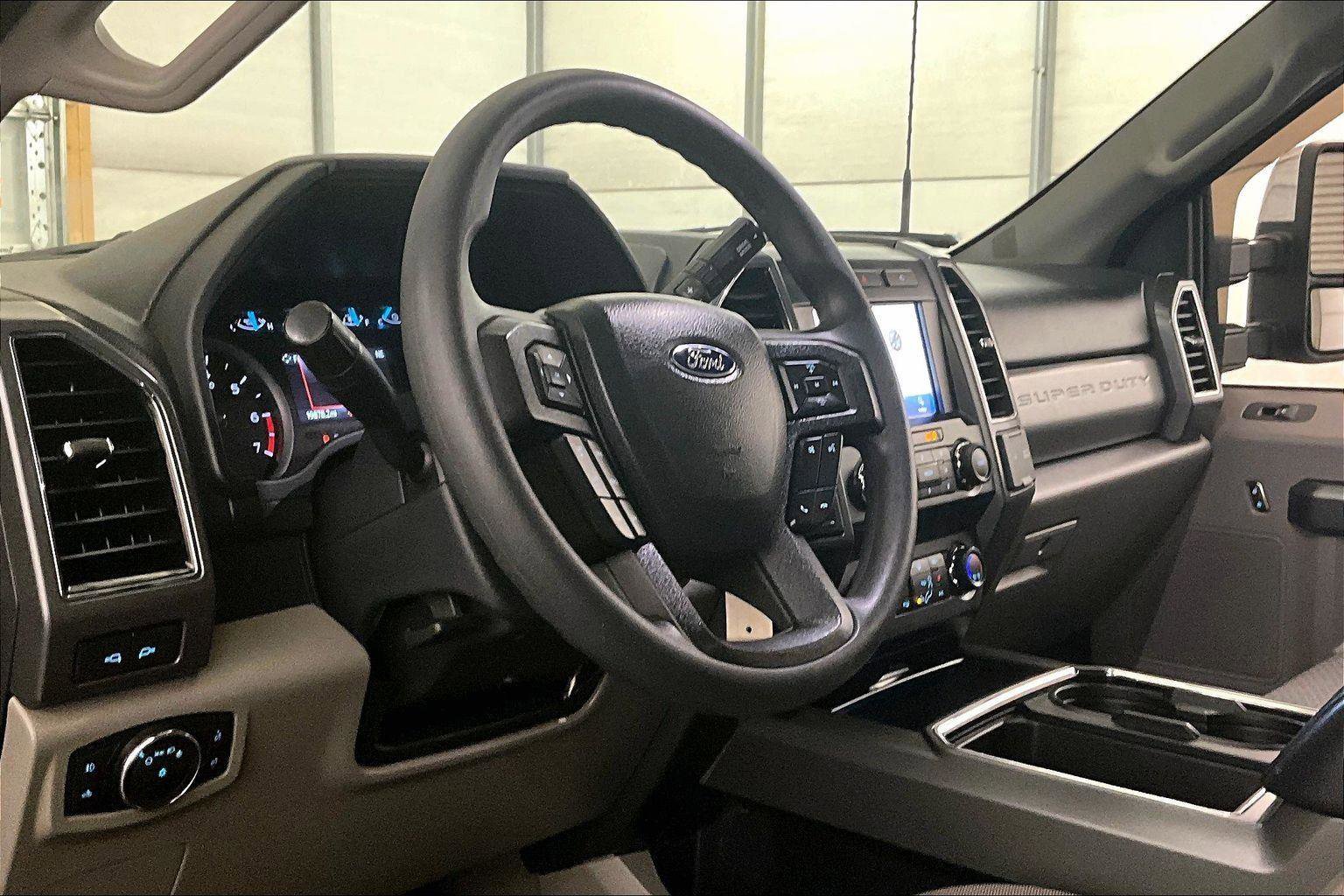 Used 2022 Ford F250 XLT w/ XLT Premium Package image 12