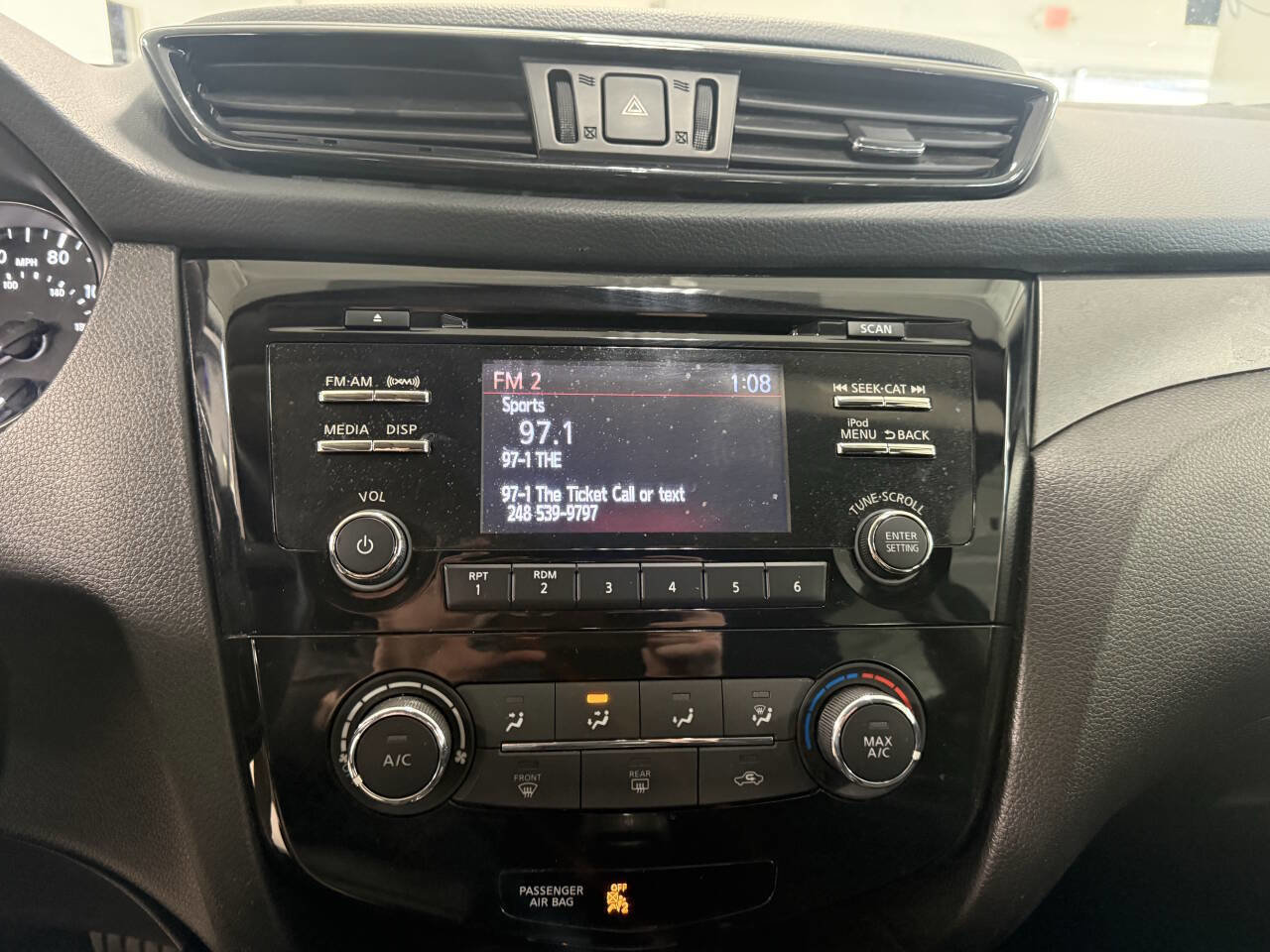 Used 2018 Nissan Rogue Sport S w/ S Appearance Package image 12