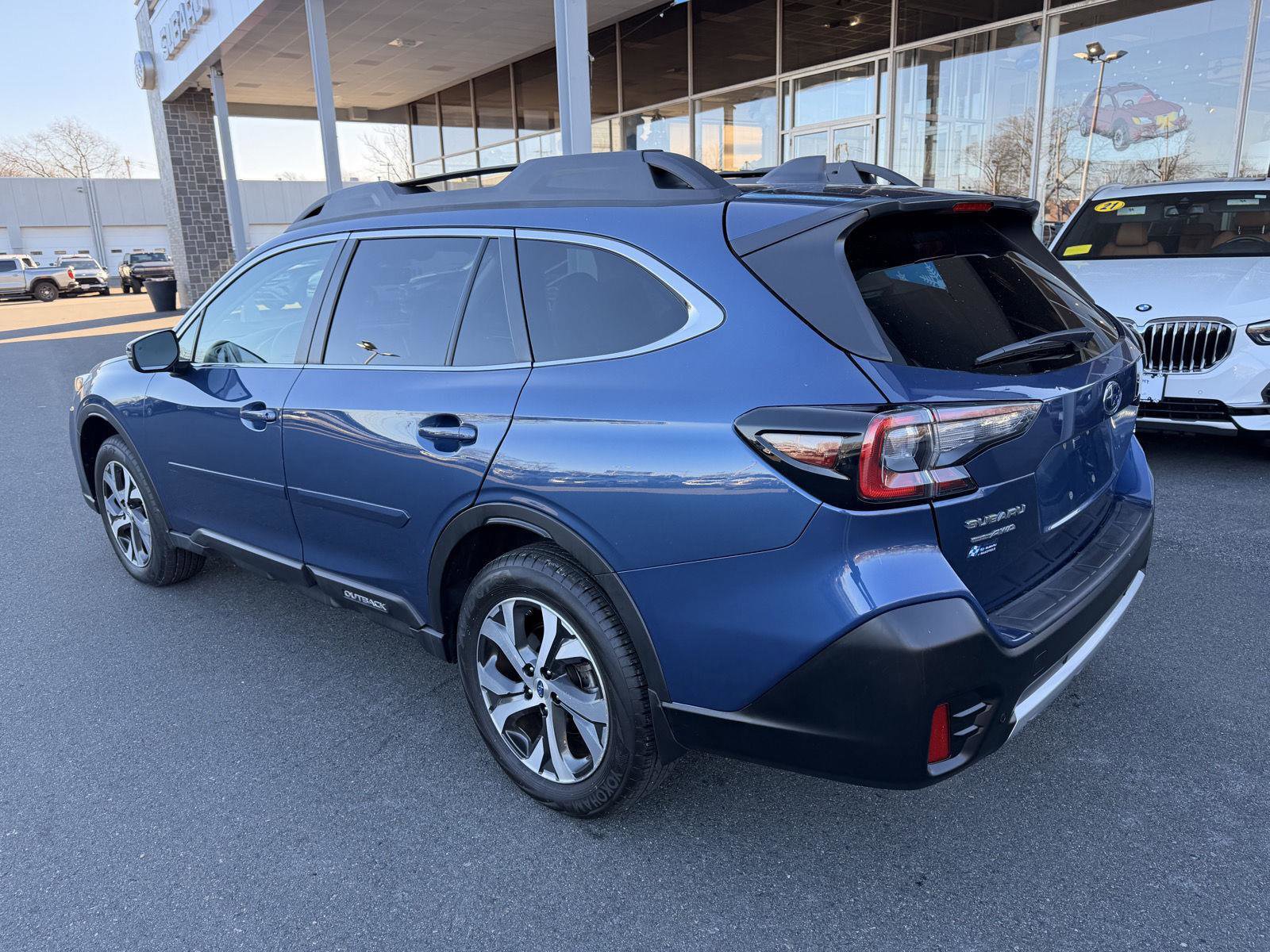 Certified 2022 Subaru Outback Limited XT image 3