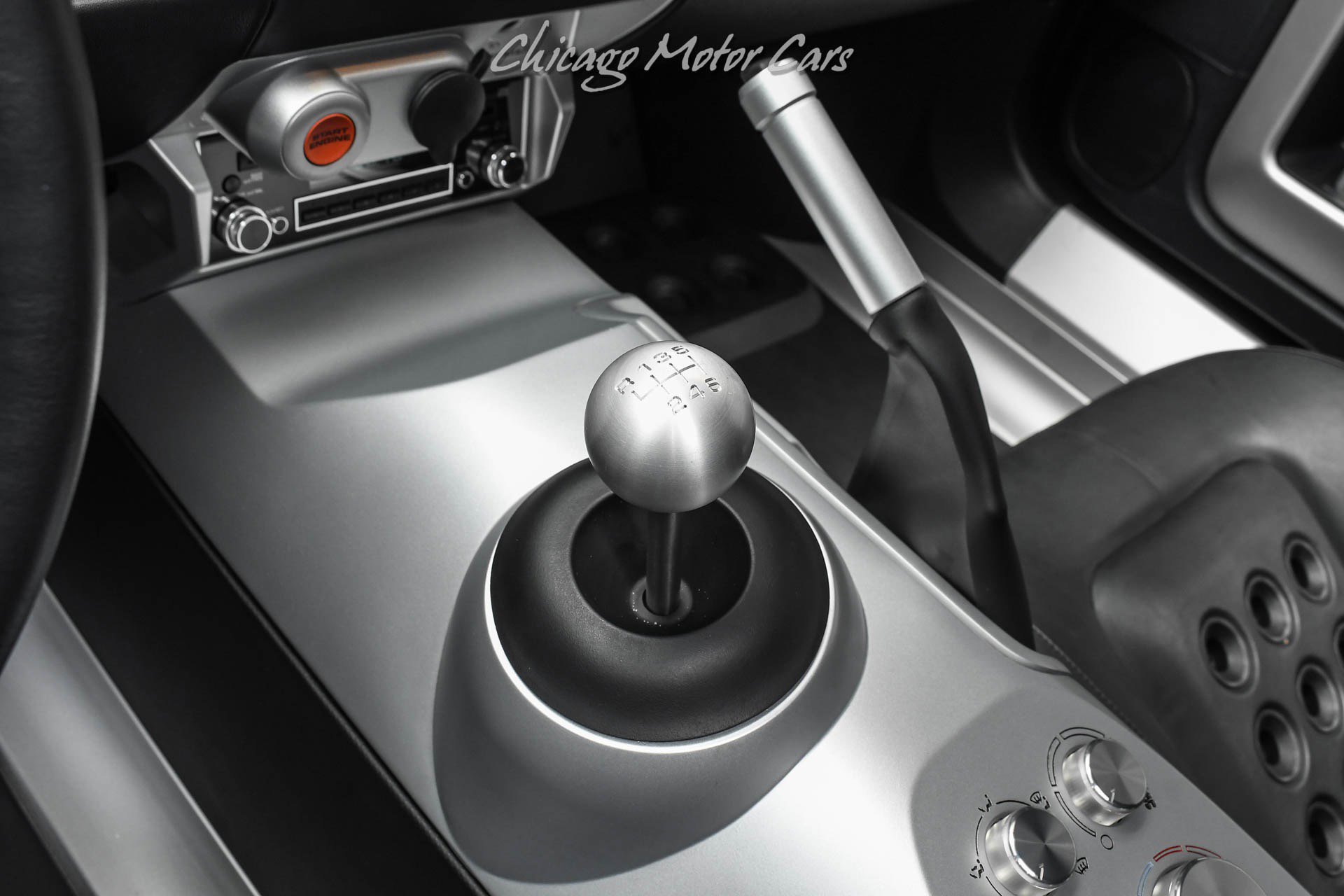 Used 2005 Ford GT image 15