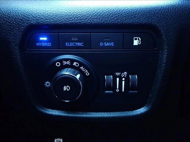 Used 2023 Jeep Grand Cherokee Trailhawk image 27