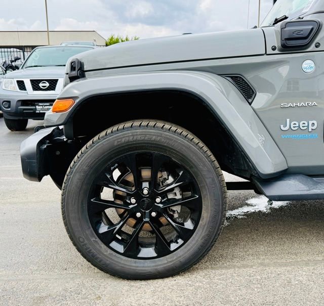 Used 2021 Jeep Wrangler Unlimited Sahara w/ Cold Weather Group image 11