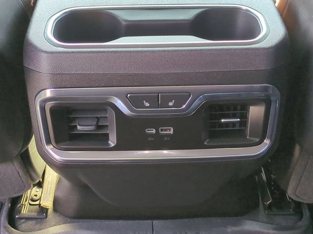 Used 2024 GMC Sierra 2500 Denali Ultimate AWD/4WD image 21