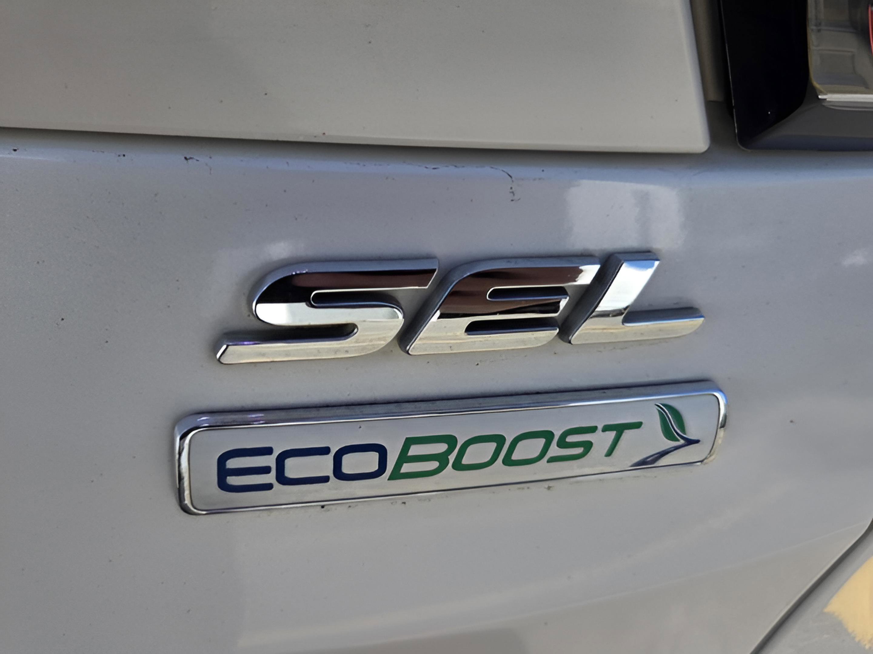 Used 2018 Ford Escape SEL w/ Ford Safe & Smart Package image 28