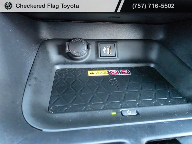 Used 2025 Toyota RAV4 XLE Premium w/ Weather Package AWD/4WD image 20
