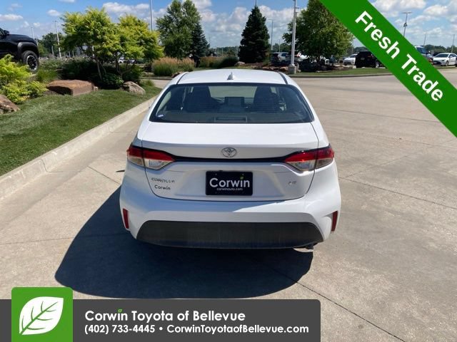 Used 2024 Toyota Corolla LE w/ LE Convenience Package FWD image 5