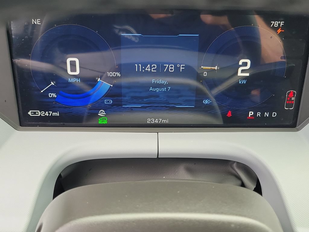 Used 2027 Chevrolet Bolt LT w/ Comfort Package FWD image 7