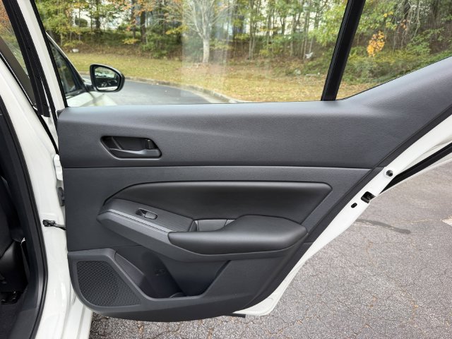 Used 2025 Nissan Altima 2.5 S FWD image 32