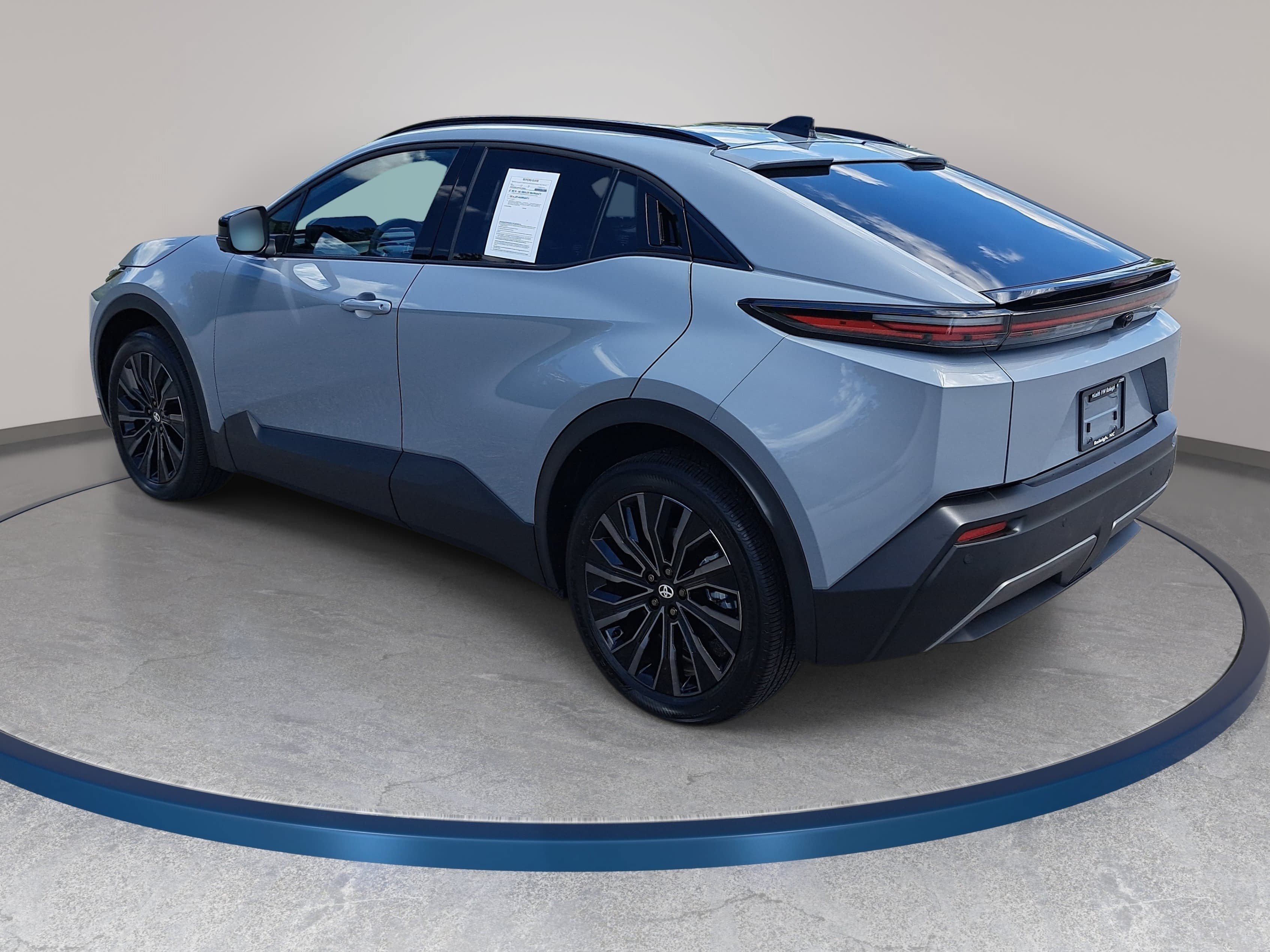 Used 2026 Toyota C-HR AWD/4WD image 7