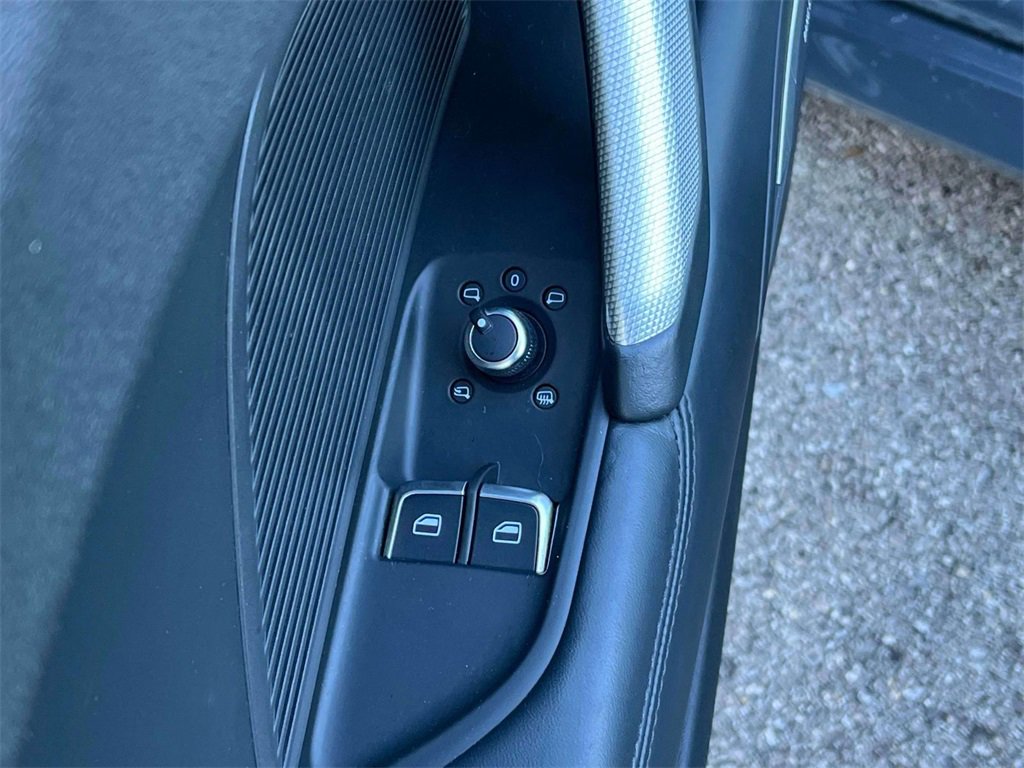 Used 2016 Audi TT 2.0T image 18