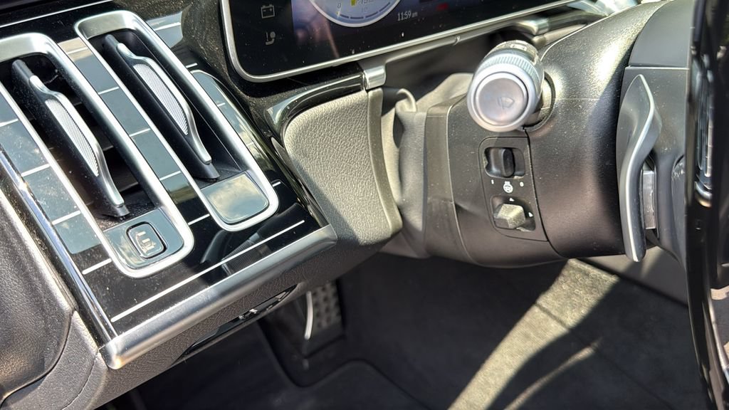 Certified 2024 Mercedes-Benz S 580 4MATIC Sedan image 26