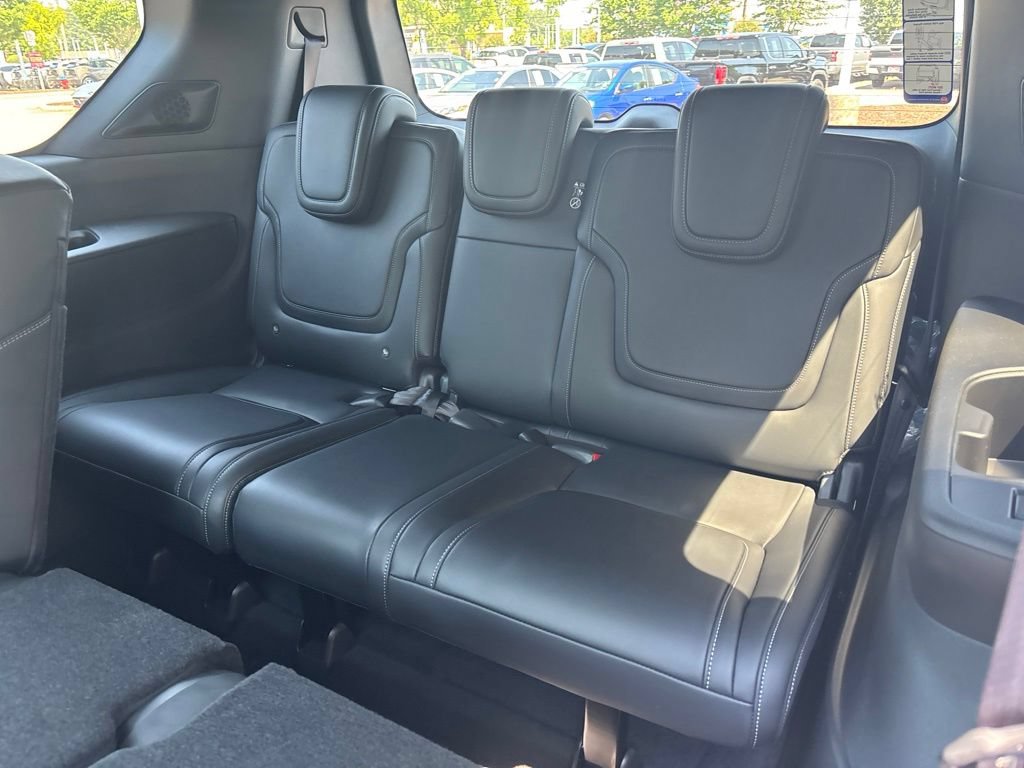 New 2026 Nissan Armada PRO-4X AWD/4WD image 16