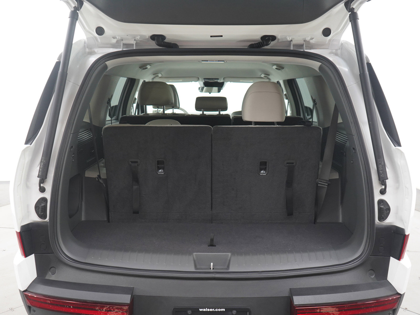 Used 2025 Hyundai Santa Fe SEL image 16