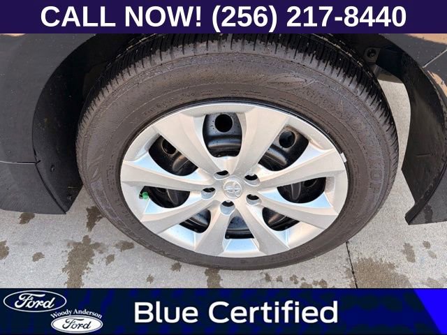 Used 2025 Toyota Corolla LE w/ Convenience Package image 7
