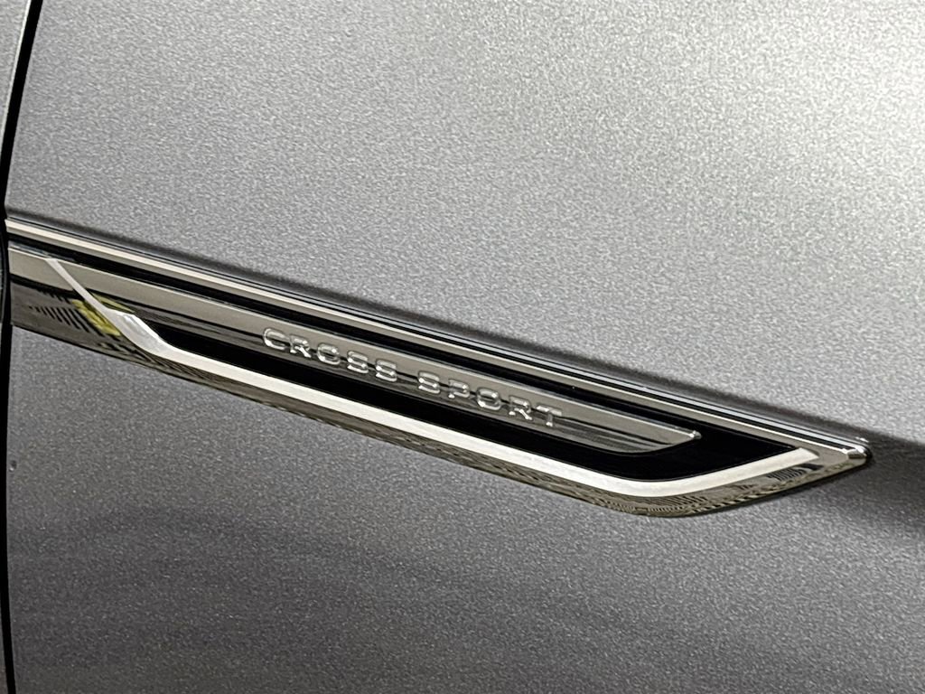 Certified 2024 Volkswagen Atlas Cross Sport SEL Premium R-Line image 25