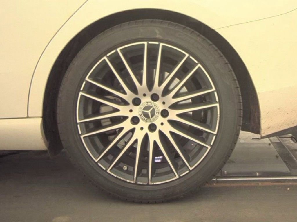 Used 2025 Mercedes-Benz C 300 4MATIC Sedan image 19