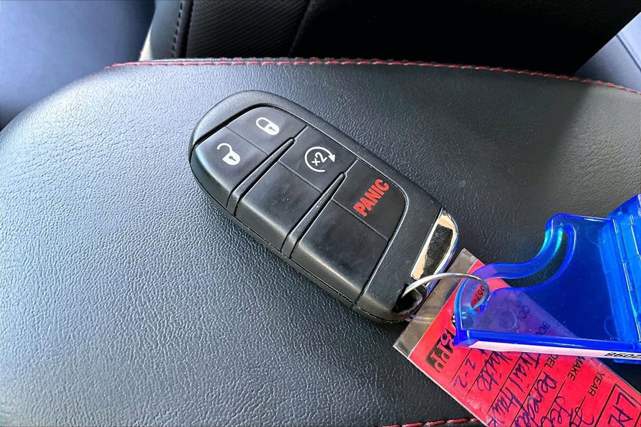 Used 2020 Jeep Renegade Trailhawk w/ Premium Leather Group image 32