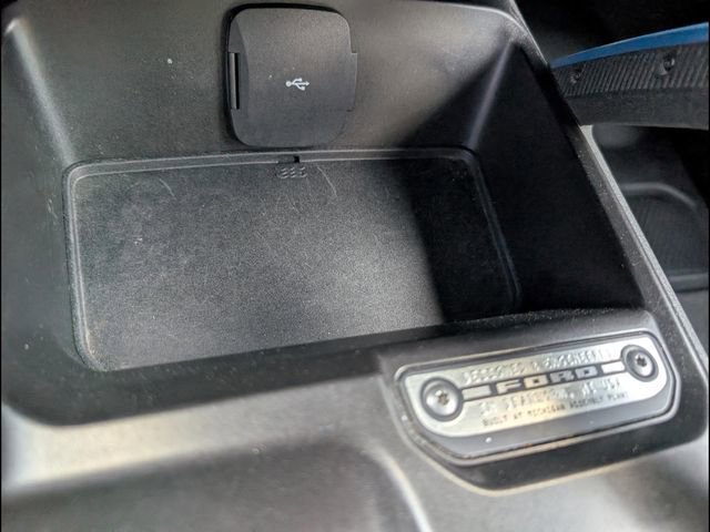 Used 2022 Ford Bronco Black Diamond image 16